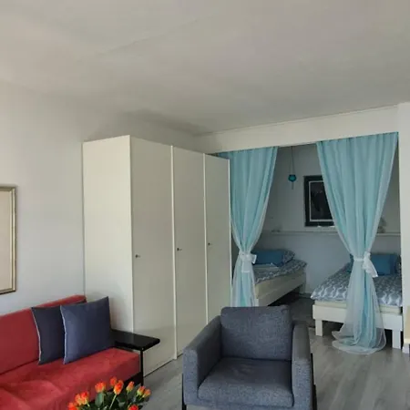 Sollevante Mit Pool Und Fantastischem Seesicht Appartement *